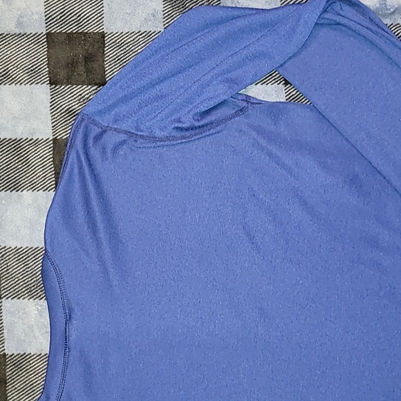 Vintage. Made in USA.  Patagonia. Capilene longsleeve. Women's size Medium. - Picture 14 of 14